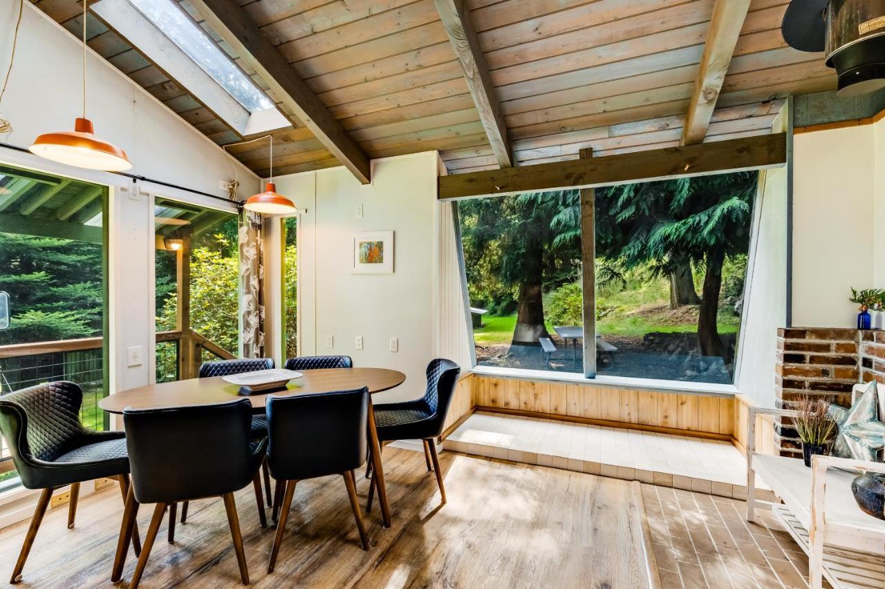 Tall Cedars Cabin By The Water Eastsound 外观 照片